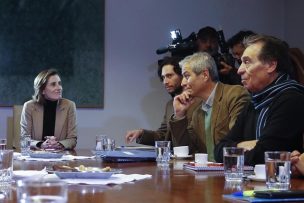 Gobierno descarta dar bono a educadoras de párvulos y educadores diferenciales