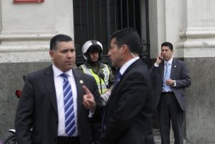 Carabineros reducirá la cantidad de escoltas a autoridades y en La Moneda