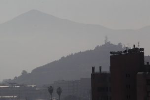 Decretan nueva preemergencia ambiental para este viernes en la Región Metropolitana