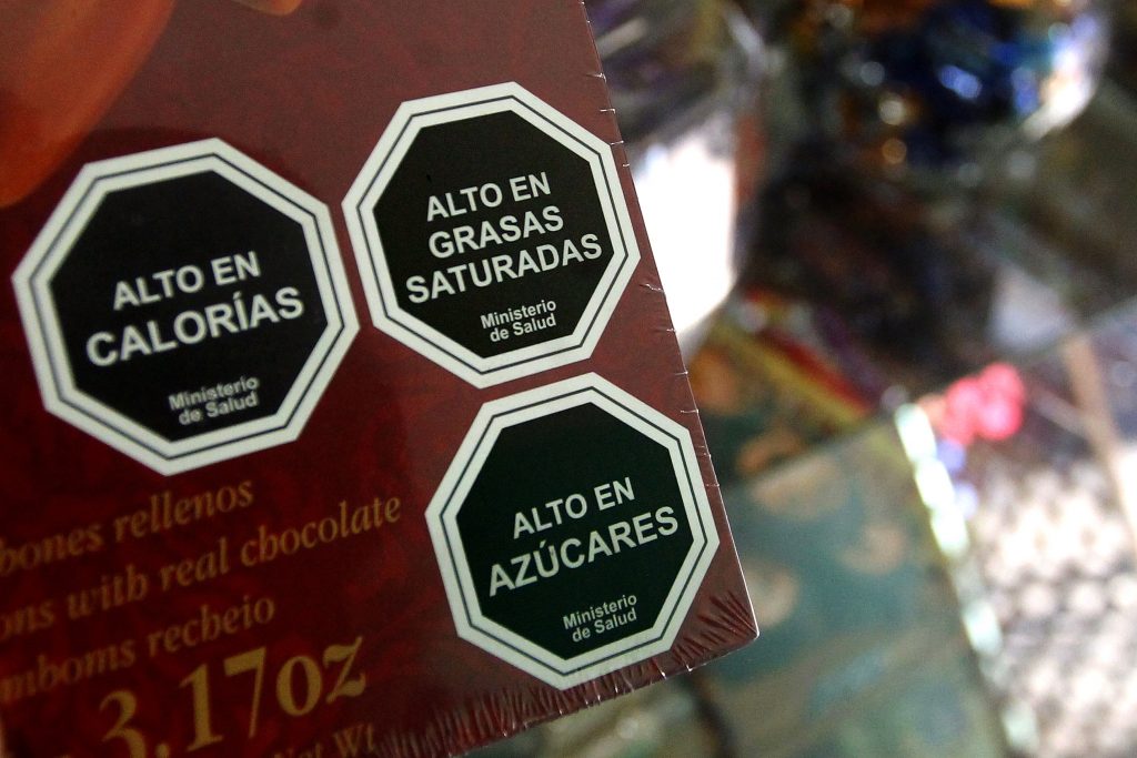 Ley de Etiquetado: 6 de cada 10 productos tiene sellos “Alto en” en supermercados