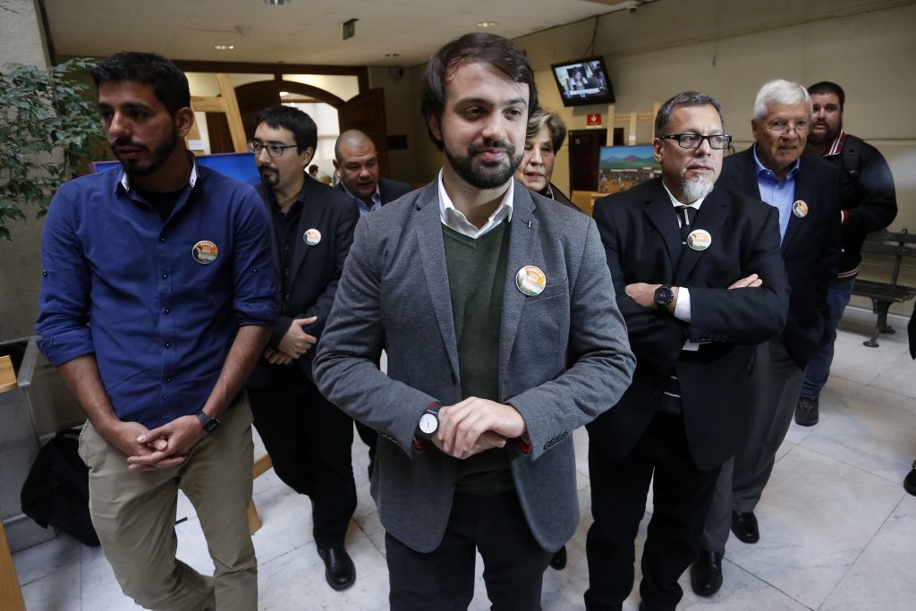 “Esto no es Game of Thrones”: Sharp critica el horario de la cuenta pública