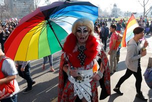 Marcha por Orgullo Gay en Valparaíso: Gobierno regional brindó apoyo a actividad