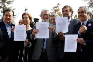 Gobierno firmó con EFE el proyecto de tren Santiago-Valparaíso-San Antonio