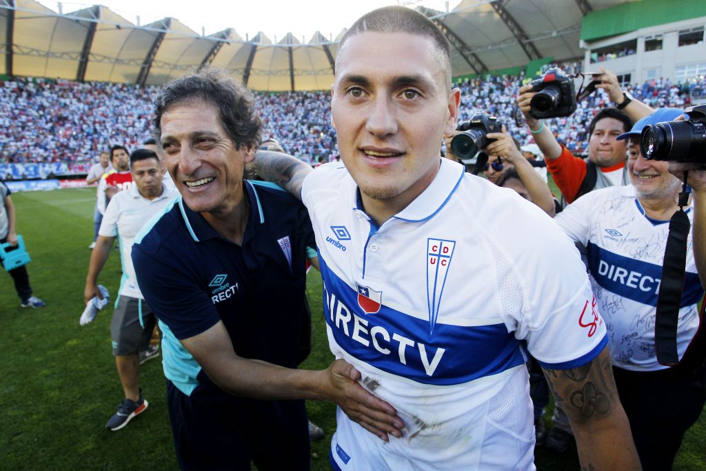 Castillo subió foto con Mario Salas y le tapó las dos insignias de Colo Colo