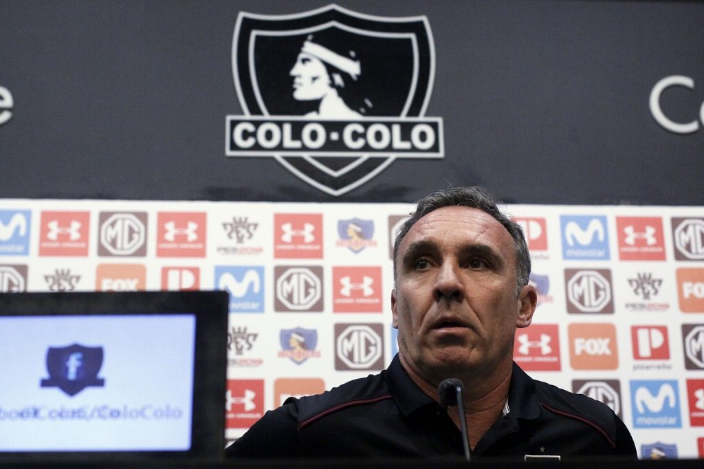 Espina y la oferta por Pavez: “Es real e interesante, quedan detalles”