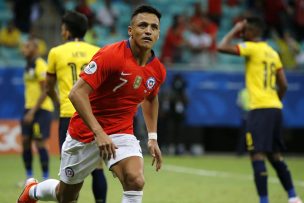 Alexis, Vargas e Isla son los jugadores que rinden más con su selección que clubes