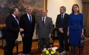 Ministro Chadwick se reunió con presidentes del Senado y Cámara de Diputados