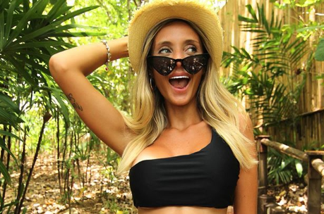 Yuli Cagna “se hace la Kardashian” con sensual foto en la playa