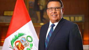 Murió el ministro de Defensa de Perú durante un viaje de trabajo