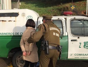 Tres mujeres intentan quemar viva a joven de 21 años en Lota