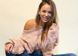 Jhendelyn Núñez sube la temperatura con sensual bikinazo