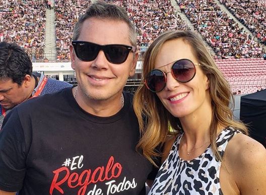 José Miguel Viñuela enternece las redes sociales “chocheando” con su hija recién nacida