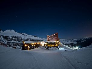 Cinco sujetos son detenidos por practicar snowboard en Valle Nevado