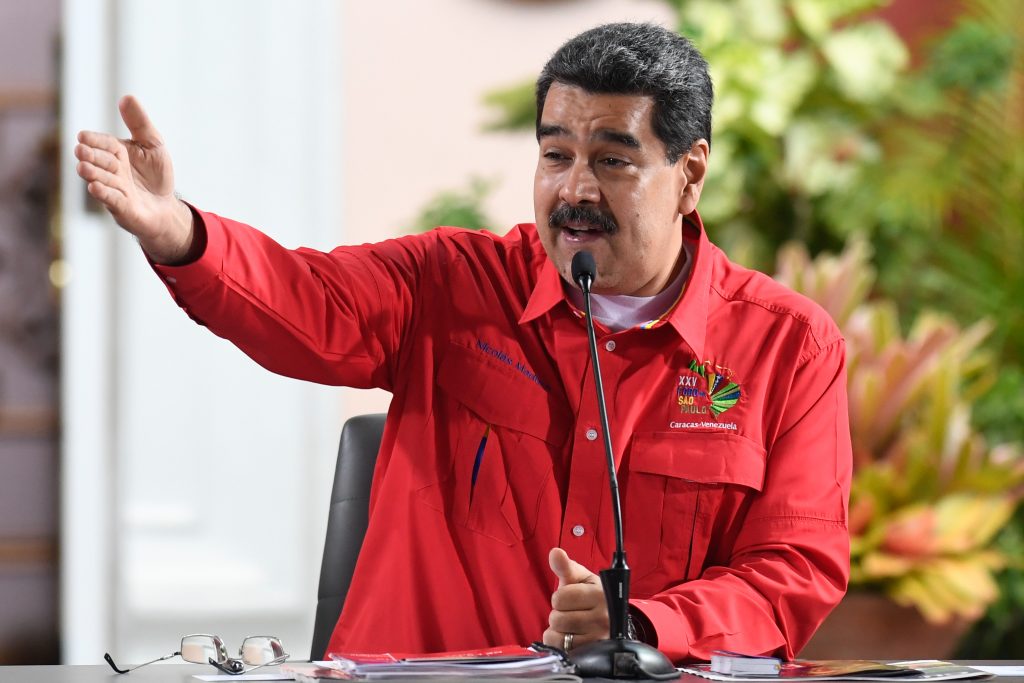 Maduro dice que exguerrilleros de las FARC prófugos son “bienvenidos” a Venezuela