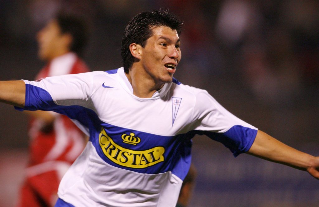 La confesión de Kike Acuña: “Fui el primero en regalarle zapatos a Gary Medel”