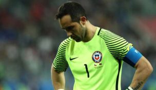 Claudio Bravo y el robo arbitral en Uruguay: 