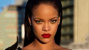 Rihanna desconcertó tras publicar imagen de una niña que es idéntica a ella