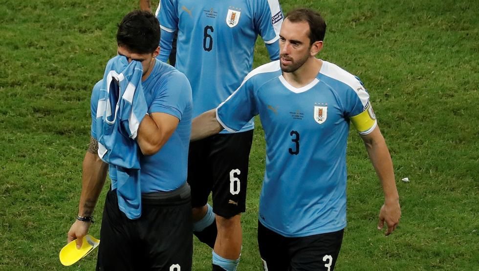 Asociación de fútbol de Uruguay confirmó que Luis Suárez fue contagiado de Covid-19 y se pierde el duelo con Brasil