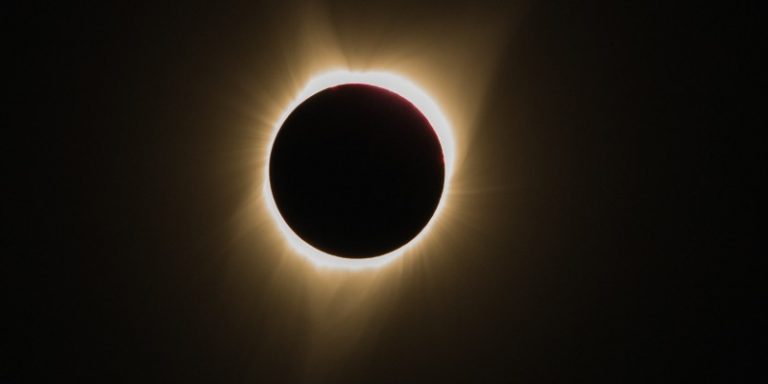 Eclipse solar total: Sigue EN VIVO la transmisión del fenómeno astronómico