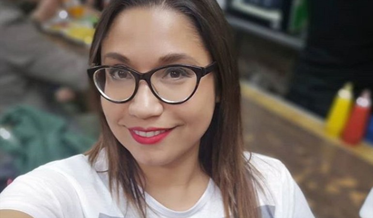 “¿Es tu papá?”: Los “ácidos” comentarios que recibió Alejandra Valle tras publicar fotografía con su esposo