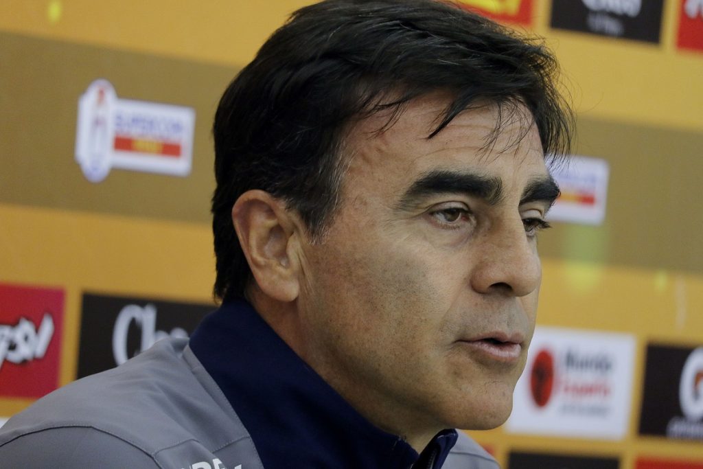Gustavo Quinteros: “Tenemos que jugar a nuestro mejor nivel ante Huachipato”