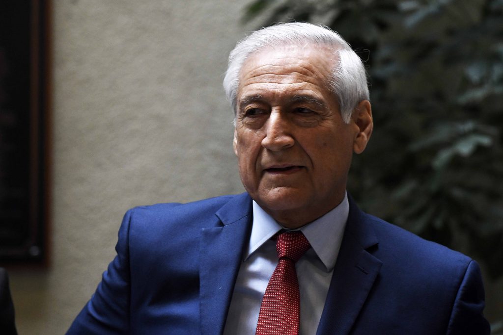 Heraldo Muñoz respondió a Daniel Jadue por crítica a Bachelet: “Su ataque es virulento”