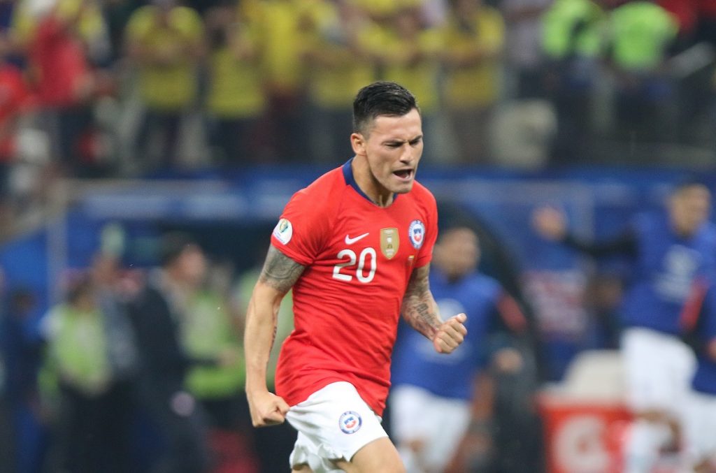 Charles Aránguiz: “Veníamos con fuerza, en Chile nos golpearon mucho”