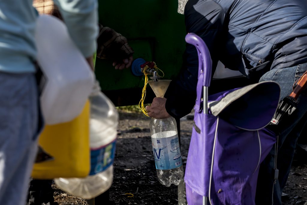 Osorno: Essal asegura que producción de agua potable se reiniciará “al final del día martes”
