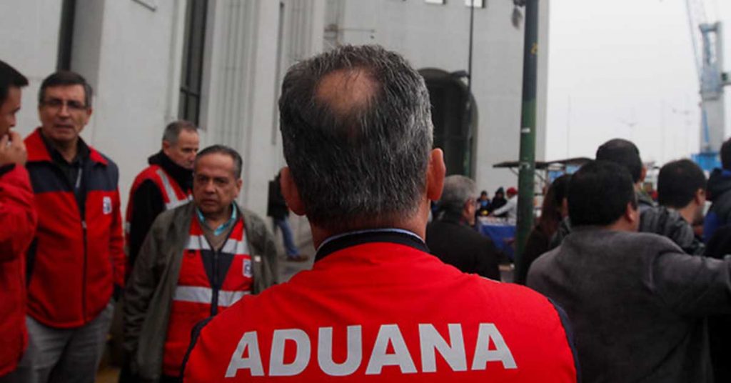 Los Andes: Decomisan 1.500 cajetillas de cigarros escondidas en ruedas de un camión