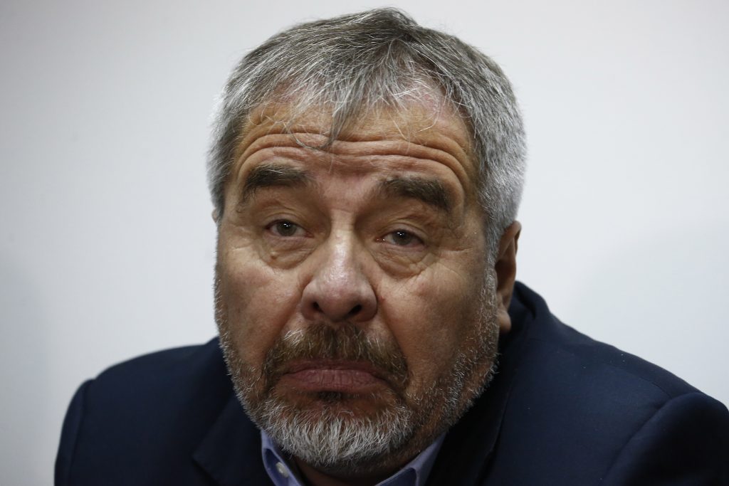 Diputado de oposición tildó de “bochorno” el retiro de decreto sobre FF.AA.