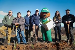 Ministro de Agricultura impulsa programa para recuperación de bosques quemados