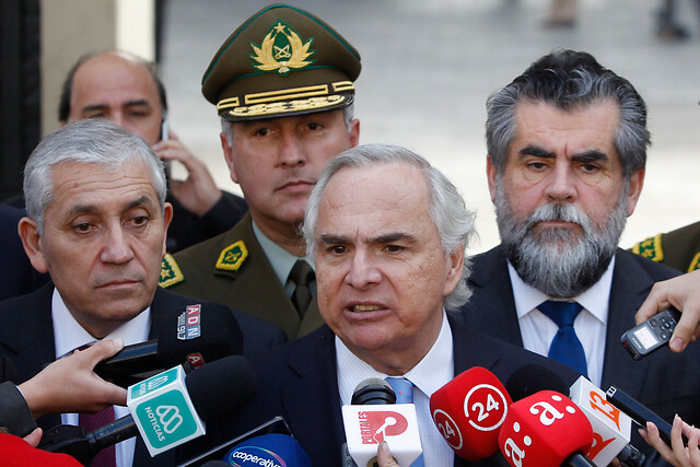 Ministro Chadwick asegura que no se cumplió protocolo de seguridad en comisaría de Huechuraba