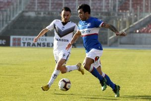 Duelo entre la UC y Santiago Morning no se jugará esta semana