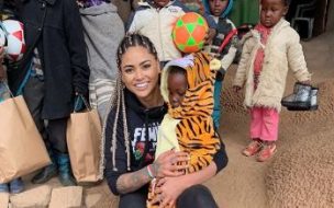 Camila Recabarren cumplió su promesa de ir a ayudar a la gente de Sudáfrica [FOTOS]