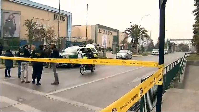 Dos delincuentes habrían resultado heridos en asalto a camión de valores en mall Florida Center