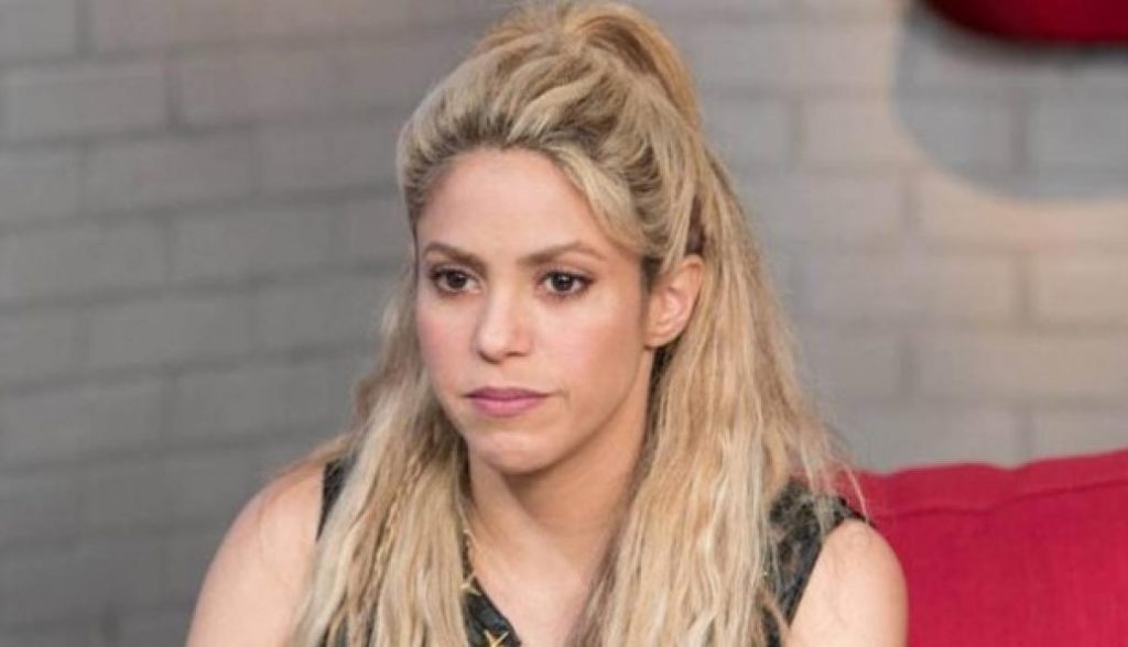 Shakira desata ola de críticas tras publicar “inocente” fotografía junto a un animal