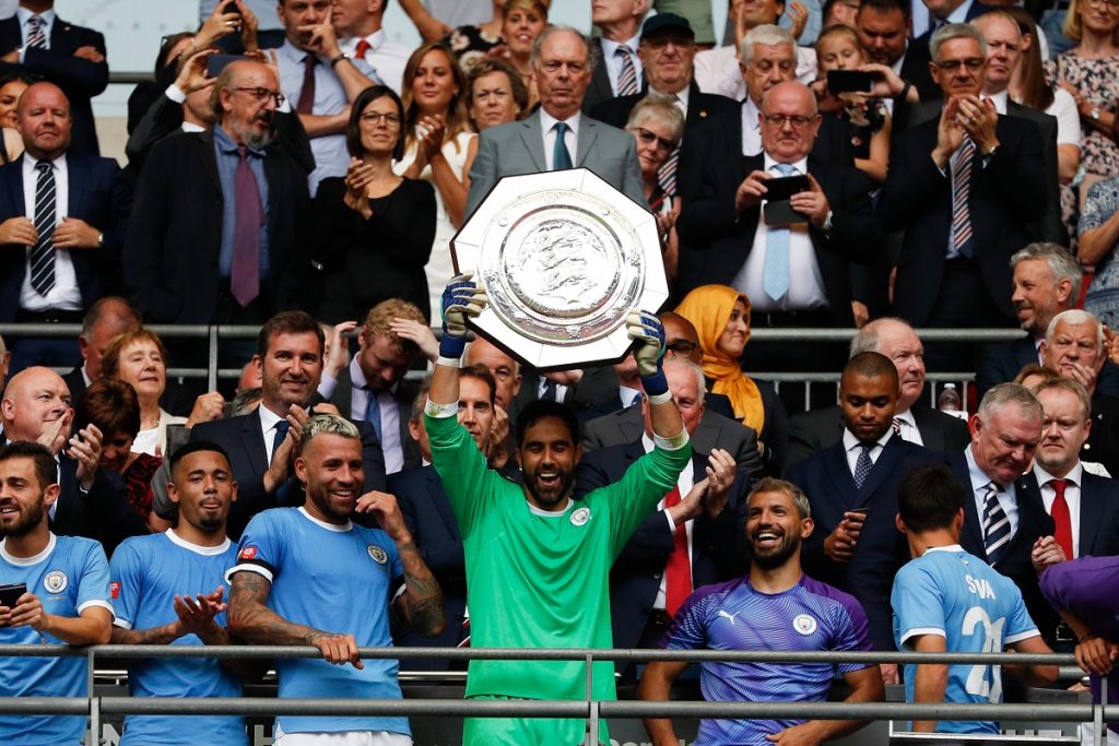Claudio Bravo y su soberbia actuación en la Community Shield: “La clave del éxito está aquí”
