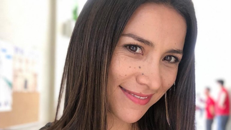 Loreto Aravena saca aplausos tras proteger a su hija en Instagram y explicó por qué lo hace