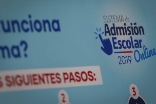 Los pasos para postular a colegios municipales y subvencionados desde este lunes