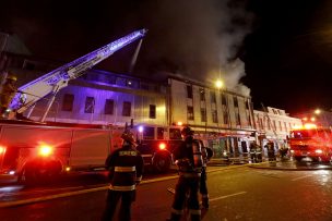 Municipio de Valparaíso entregó catastro final de víctimas tras incendio