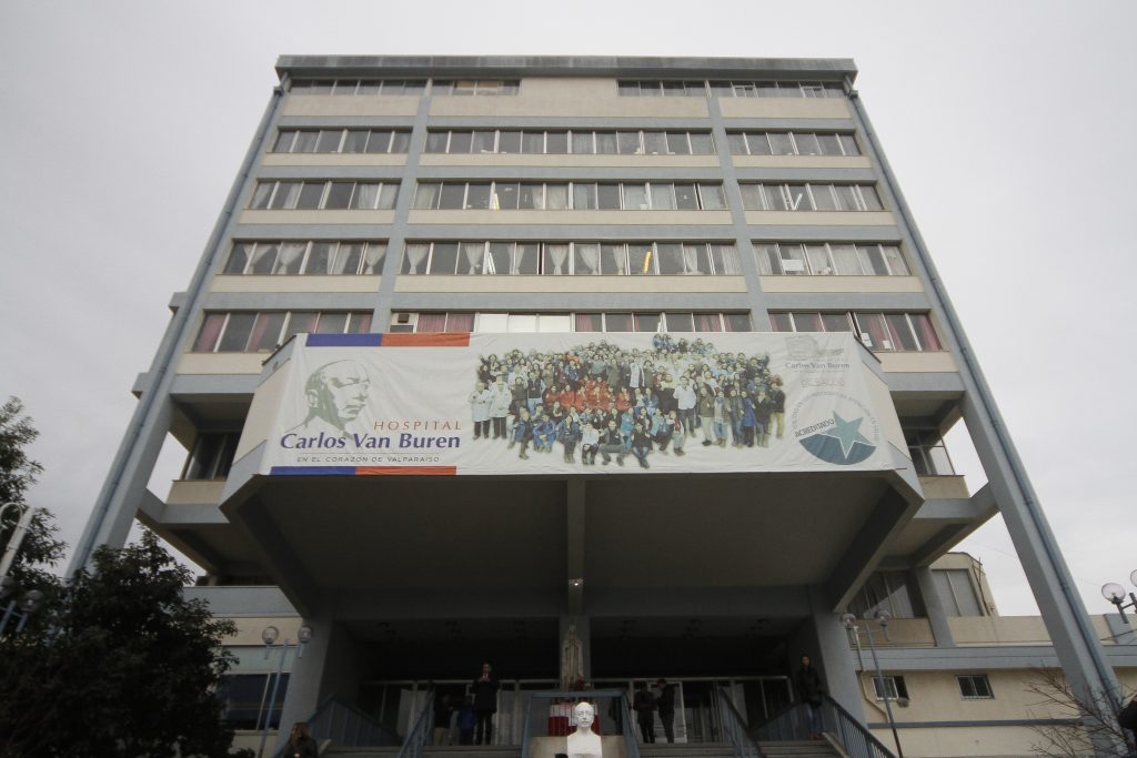 Diputados alertan “crisis sanitaria” en hospitales de la región de Valparaíso