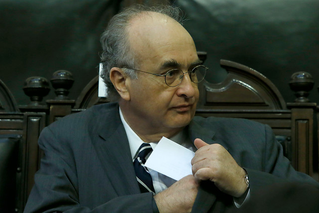 Director de LUN sufrió robo de su vehículo en violenta “encerrona” en Vitacura