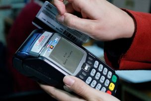 Detienen a prófugo acusado de filtrar cerca de 300 mil datos de tarjetas bancarias
