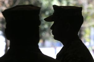 Dos militares acusados de robar departamentos quedaron en prisión preventiva