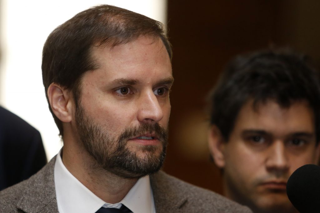Bellolio califica de “gravísimas” irregularidades detectadas en educación