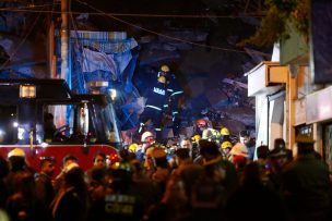 Encargado de Emergencias de la Municipalidad de Valparaíso apunta a una fuga de agua por el derrumbe en Valparaíso