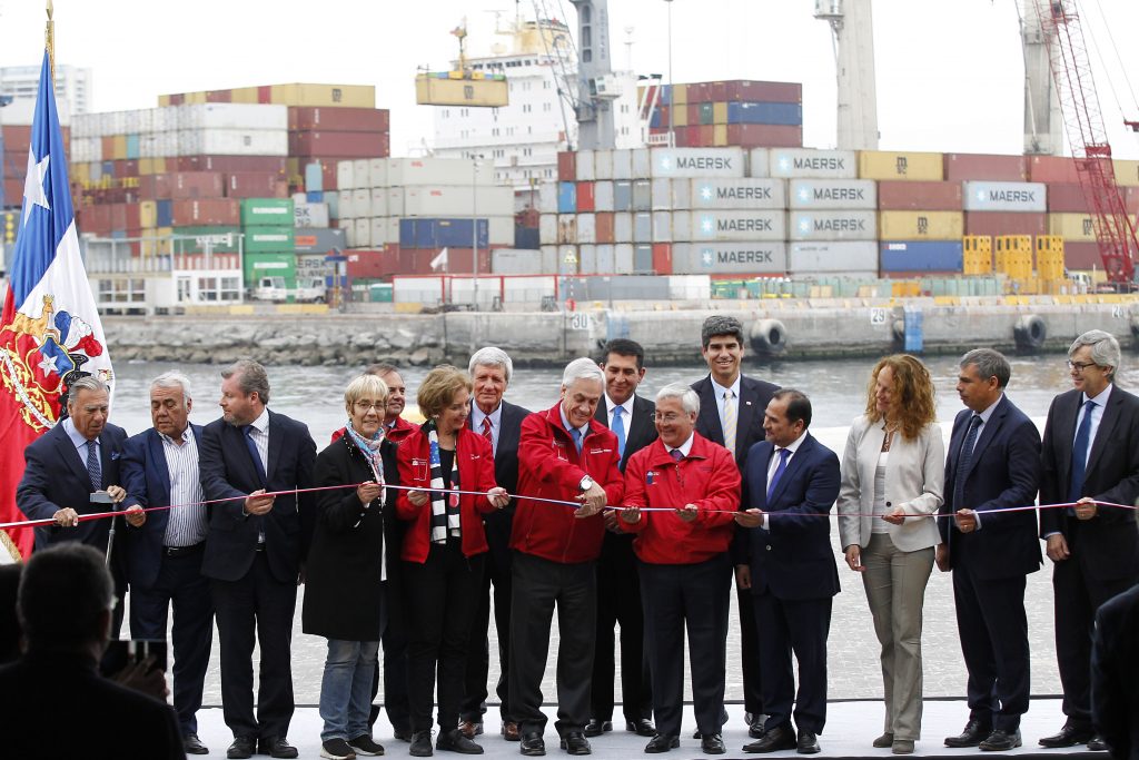 Piñera inauguró nuevas instalaciones del puerto de Iquique
