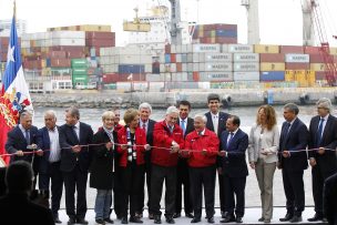 Piñera inauguró nuevas instalaciones del puerto de Iquique