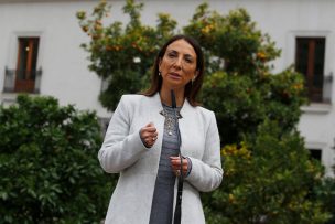 Ministra Pérez se ofrece a declarar voluntariamente ante la denuncia en su contra hecha por el PS