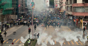 Manifestantes prodemocracia salen de nuevo a la calle en Hong Kong